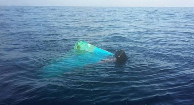 نجاة سائحين من موت محقق بعد إنقلاب قارب كانا على متنه قبالة ساحل سيدي بو الفضايل