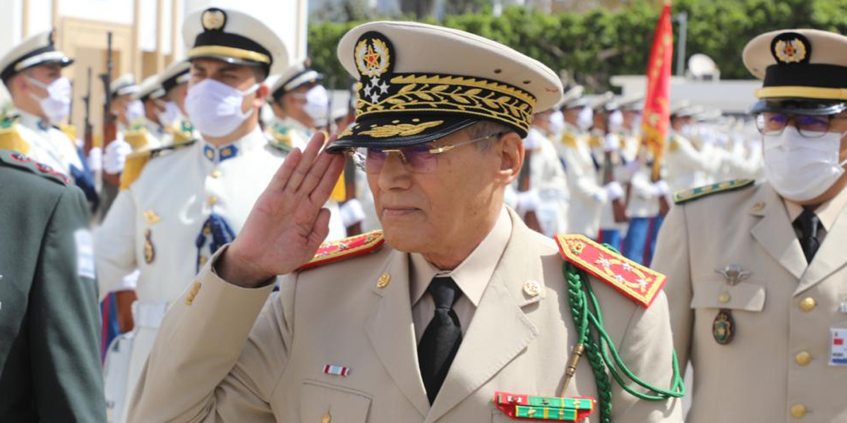 الجنرال دوكور دارمي بلخير فاروق يستقبل الجنرال دو بريغاد فركتيو غباغيدي، قائد القيادة العامة للقوات المسلحة لبنين